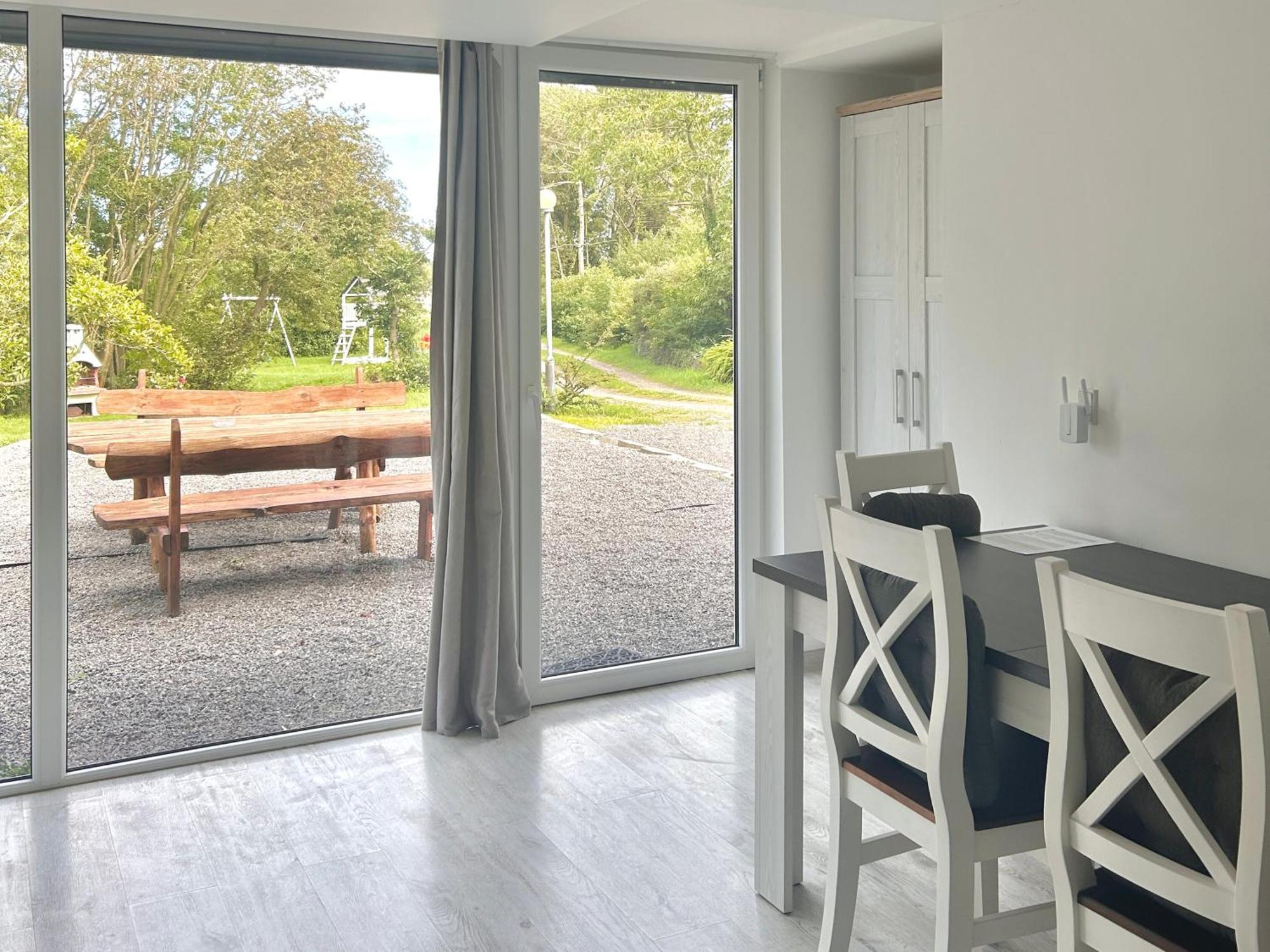 Apartamenty Molle Åkirkeby Exterior photo